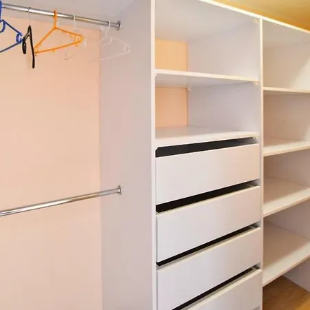 Duzy Apartament Kolobřeh